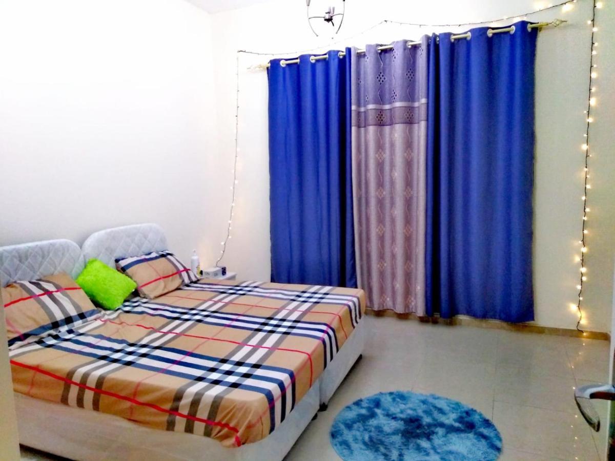 Bright Sunshine Holiday Home Shared Apartments Ντουμπάι Εξωτερικό φωτογραφία