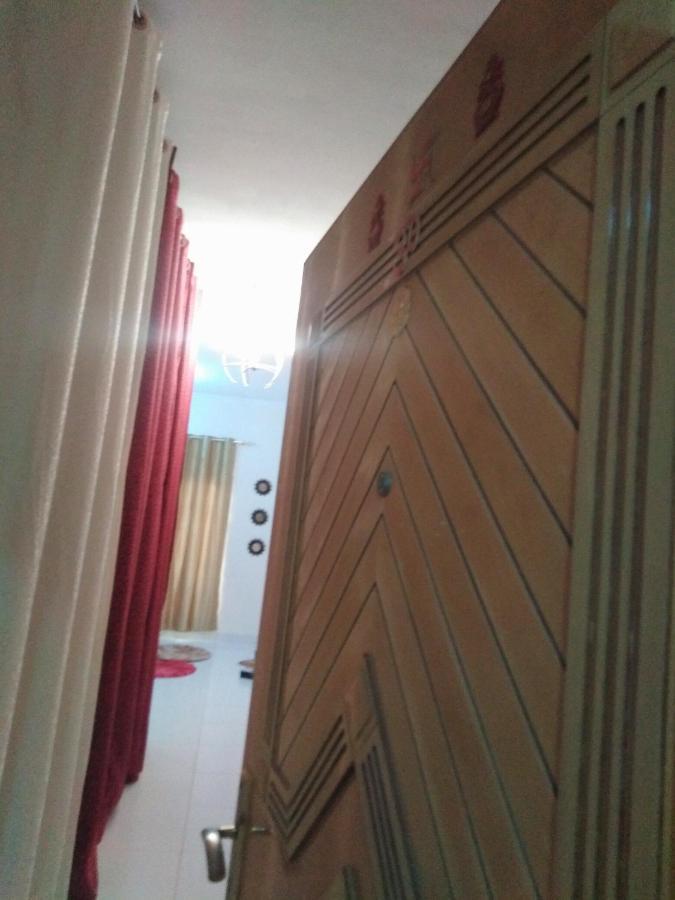 Bright Sunshine Holiday Home Shared Apartments Ντουμπάι Εξωτερικό φωτογραφία