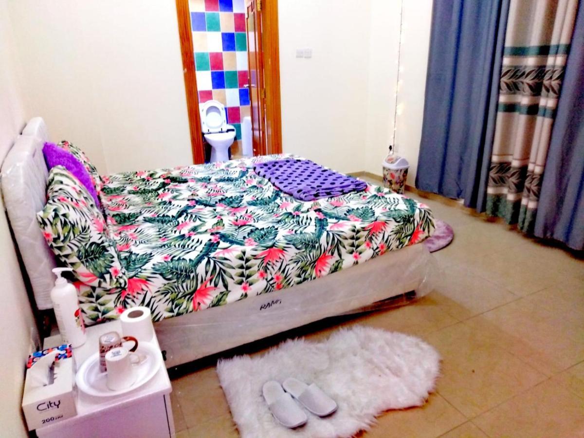 Bright Sunshine Holiday Home Shared Apartments Ντουμπάι Εξωτερικό φωτογραφία