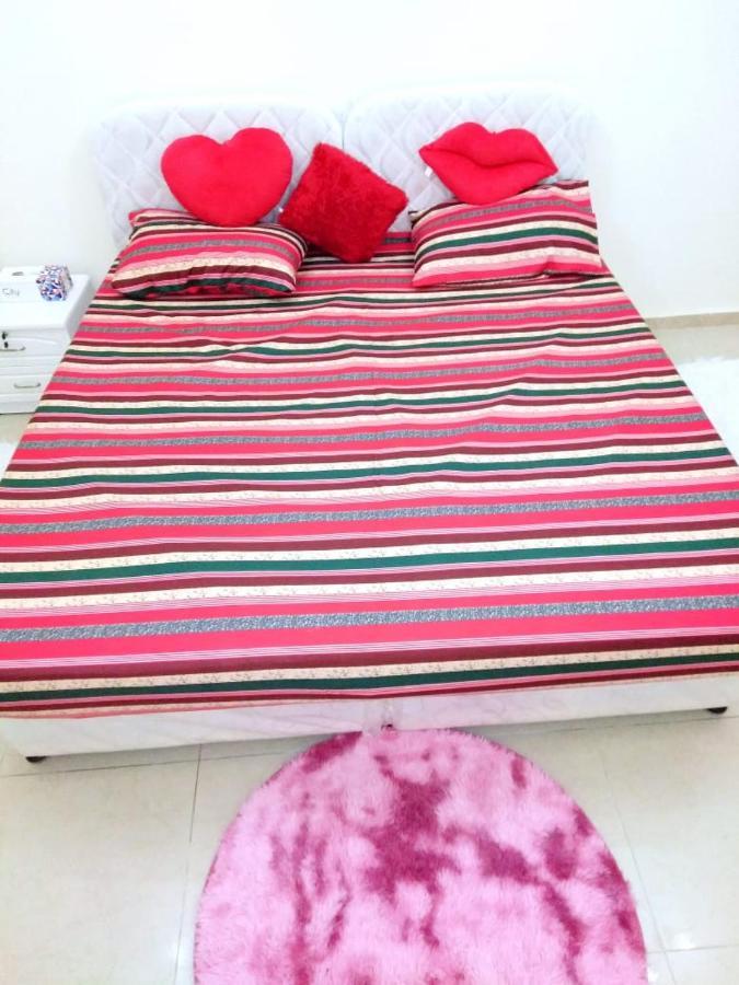 Bright Sunshine Holiday Home Shared Apartments Ντουμπάι Εξωτερικό φωτογραφία